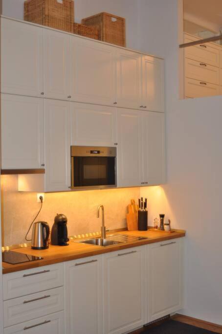 Jane'S Place, Experience The Atmosphere Of A Historic Villa & Free Parking Laibach Exterior foto