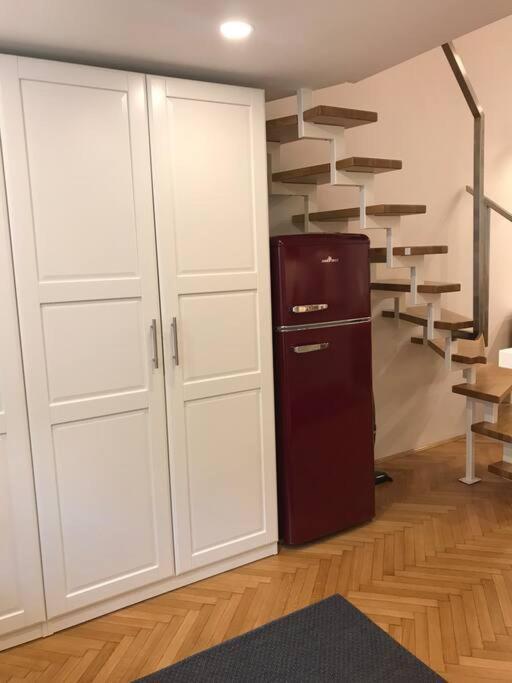 Jane'S Place, Experience The Atmosphere Of A Historic Villa & Free Parking Laibach Exterior foto